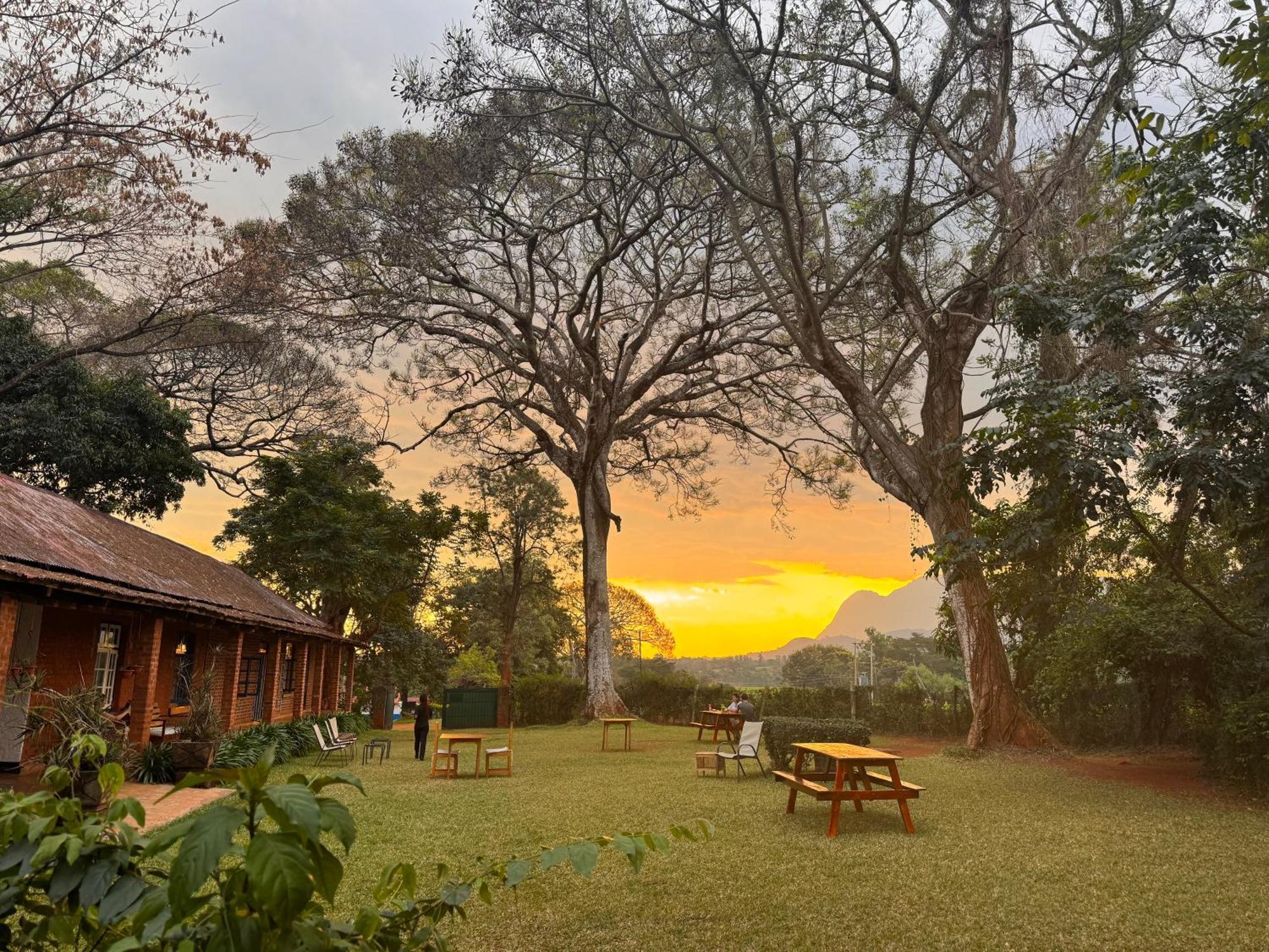 Africawildtruck Eco Camp & Lodge Mulanje Bagian luar foto